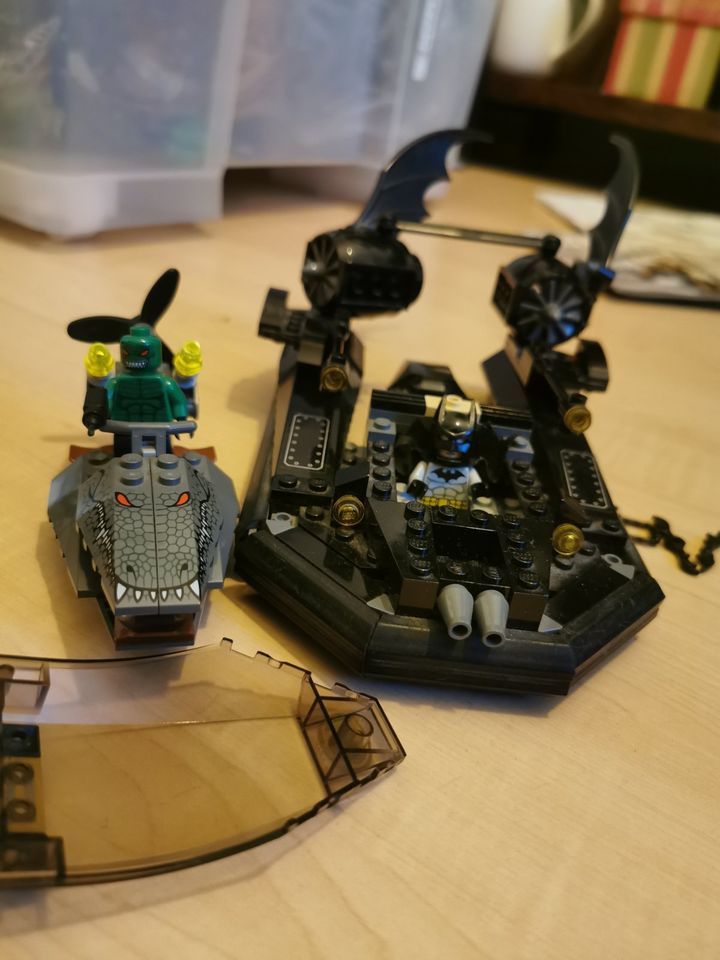 LEGO 7780 Batman The Batboat Hunt for Killer Croc in Hamburg