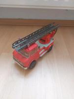 ddr Spielzeug Feuerwehr msb Drehleiter Metall auto Sachsen - Wachau Vorschau