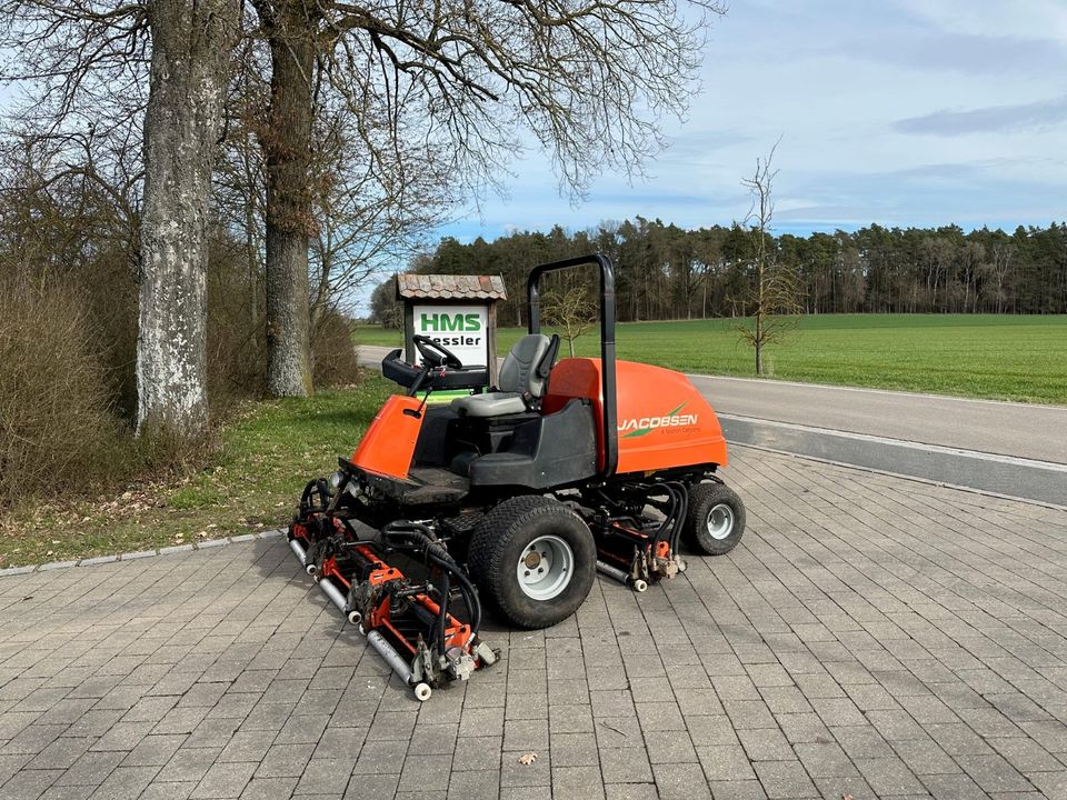 Jacobsen LF 570 Spindelmäher Großflächenmäher Sportplatzmäher in Weidenbach