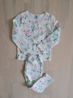 Petit Bateau Schlafanzug Pyjama weiß mit Blumen Gr. 104 Kr. München - Ismaning Vorschau