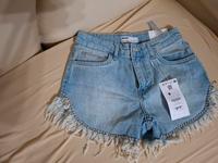 Jeans shorts von bershka kurze hose gr. 34 NEU! Köln - Kalk Vorschau