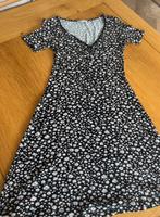 Sommerkleid von Stradivarius Bonn - Bad Godesberg Vorschau