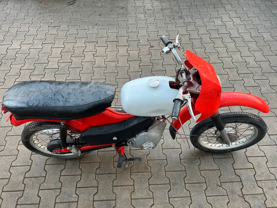 Simson Star SR4-2 1965 Moped Mofa Roller IFA E8 in Osterweddingen