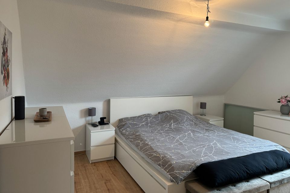 4,5 Zimmer - modernisiert - Möbel optional in Bochum