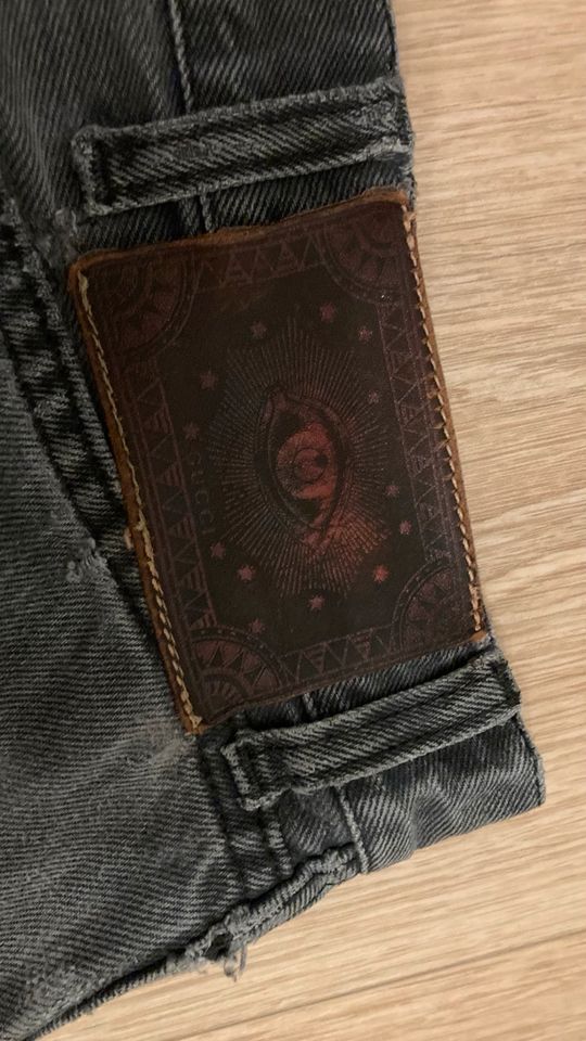 Gucci Jeans stark gebraucht in Bad Dürkheim