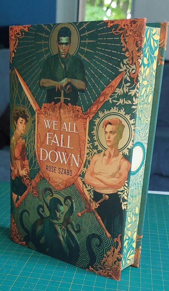 We All Fall Down - Illumicrate - Fairyloot - Englisch in Berlin
