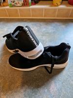Sneaker schwarz NEU Berlin - Rudow Vorschau