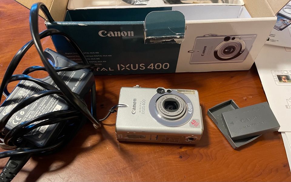 Canon IXUS 400 Digitalkamera zum Ausschlachten in Ratingen