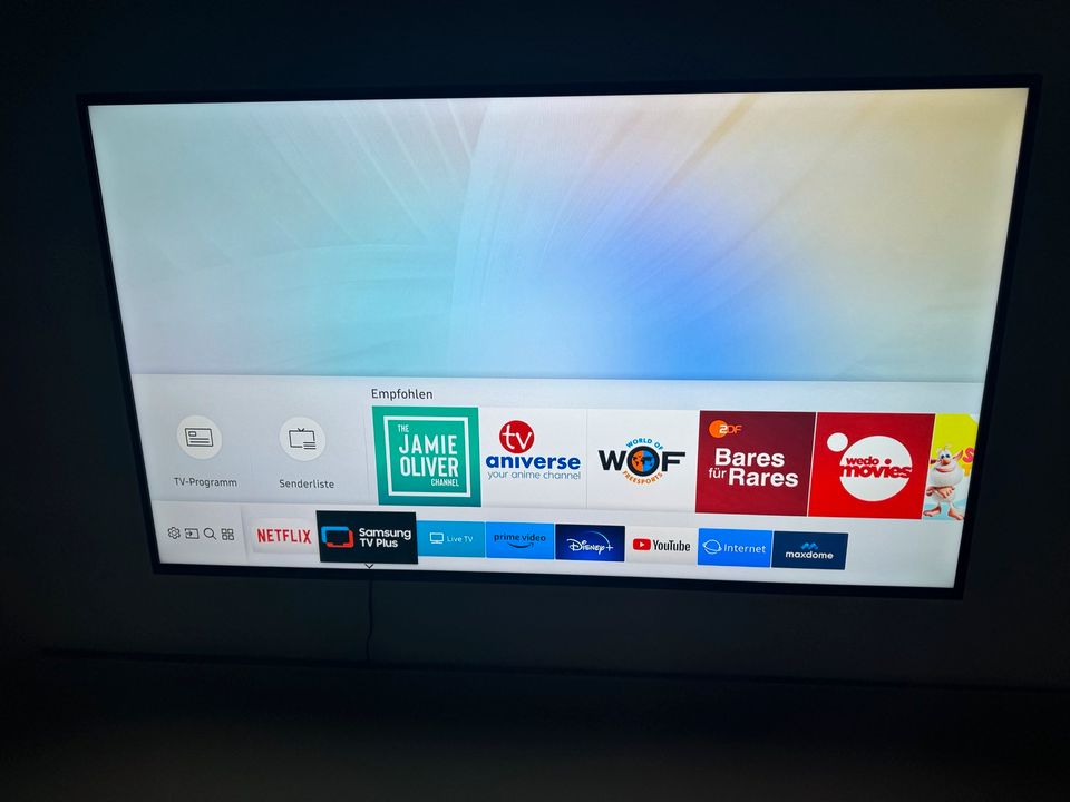 Samsung Fernseher 55 Zoll 4K Smart TV mit Hintergrundbeleuchtung in Essen
