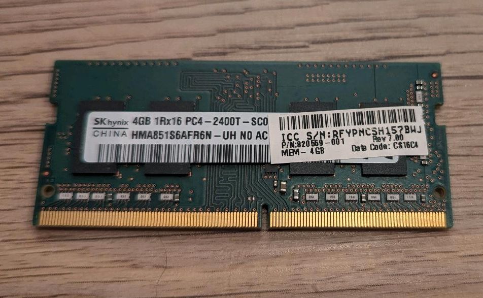 SK Hynix 4 GB DDR4 2400 Arbeitsspeicher RAM SO-DIMM Laptop in Itzehoe