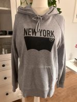 Levi’s Strauß hoodie Pullover grau New York Gr. S unisex Schleswig-Holstein - Sülfeld Vorschau