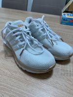 Adidas Sneaker Damen 36-37 Sachsen - Chemnitz Vorschau