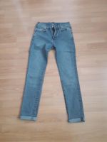 Skinny Jeans H&M Gr. 29 Nordrhein-Westfalen - Meschede Vorschau