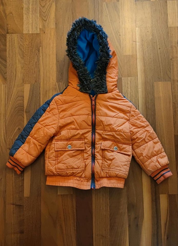 Kinderparka / Kapuzenjacke / Winterjacke / Babyjacke in Lasbek