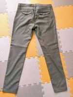 Zara Anzugshose Hose Chinos Fischgräten Schwarz Weiß Slim Fit M Bayern - Zöschingen Vorschau