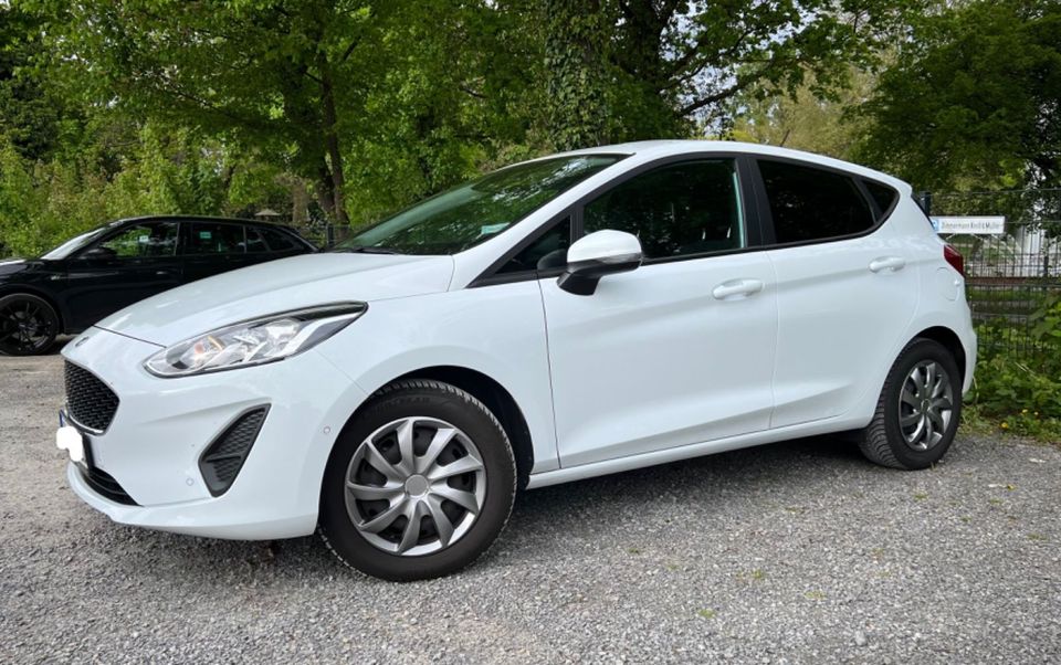 Ford Fiesta 1,0 EcoBoost 70kW Cool & Connect Cool... in Ditzingen
