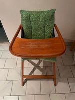 Babystuhl mit eigenem Tischchen und Sitzauflage, klappbar Kr. München - Neuried Kr München Vorschau