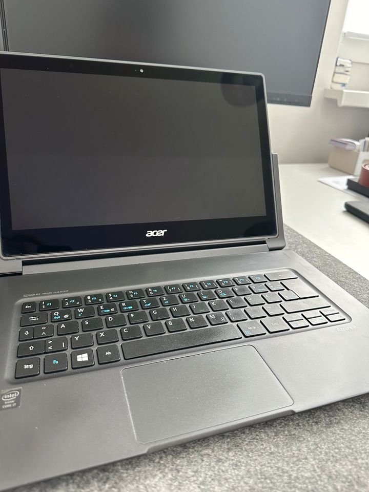 Acer Aspire Notebook mit Touchscreen in Berlin