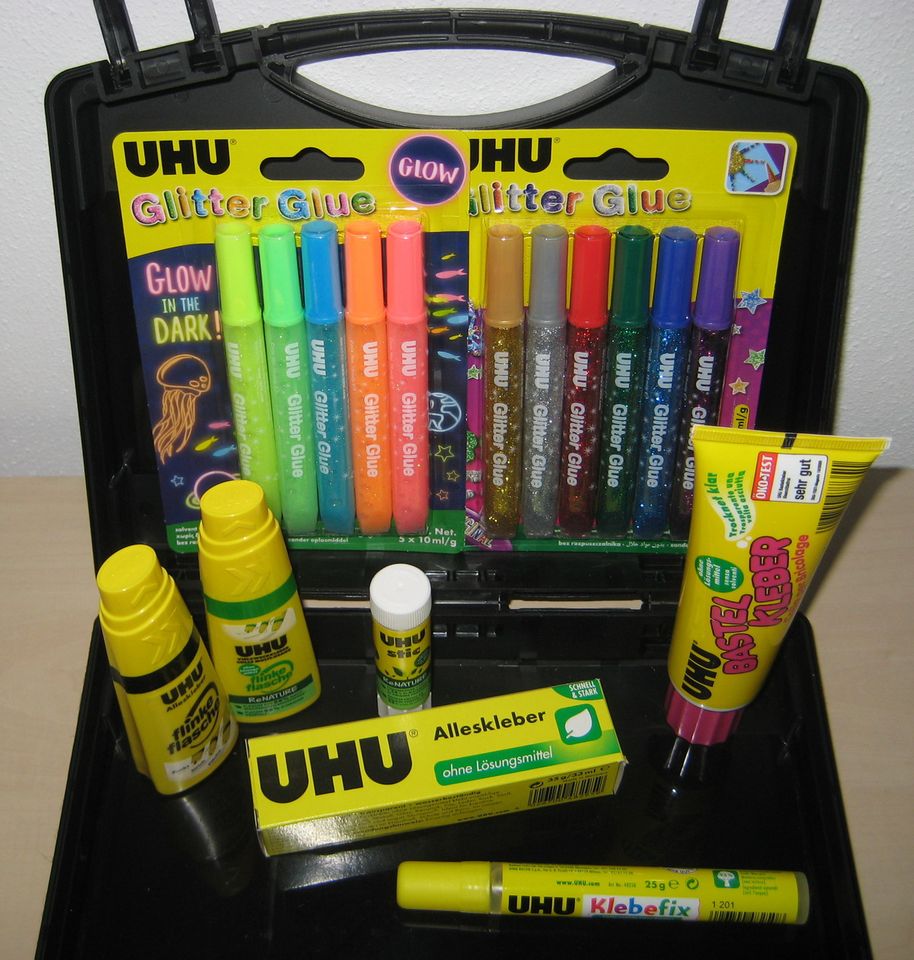 UHU Produktkoffer kreativ - Glitter Glue, Bastelkleber, etc in Mainhausen