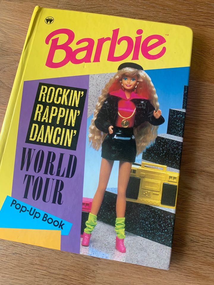 BARBIE World Tour Pop-up Buch engl. Rappin‘ Dancin‘ 1993 in Landau-Mörlheim