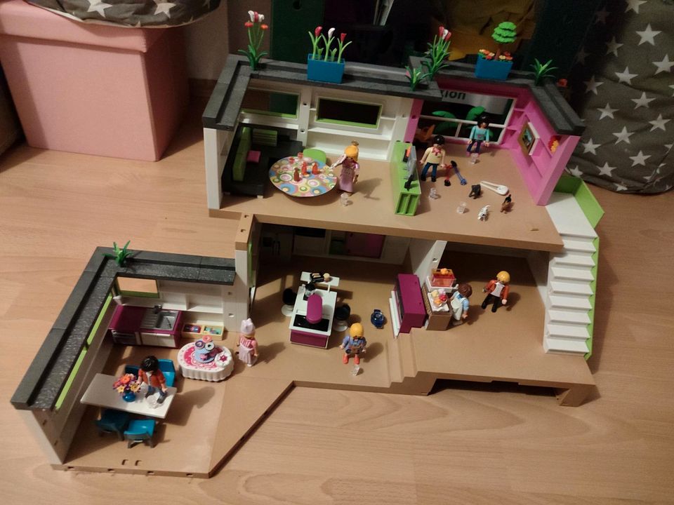 Playmobil Luxus Villa komplett mit Einrichtung in Nordrhein-Westfalen -  Oberhausen | Playmobil günstig kaufen, gebraucht oder neu | eBay  Kleinanzeigen ist jetzt Kleinanzeigen