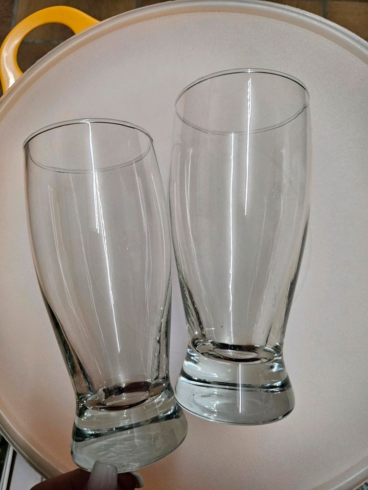 12 Gläser Wasserglas Bierglas Weinglas in Bünde