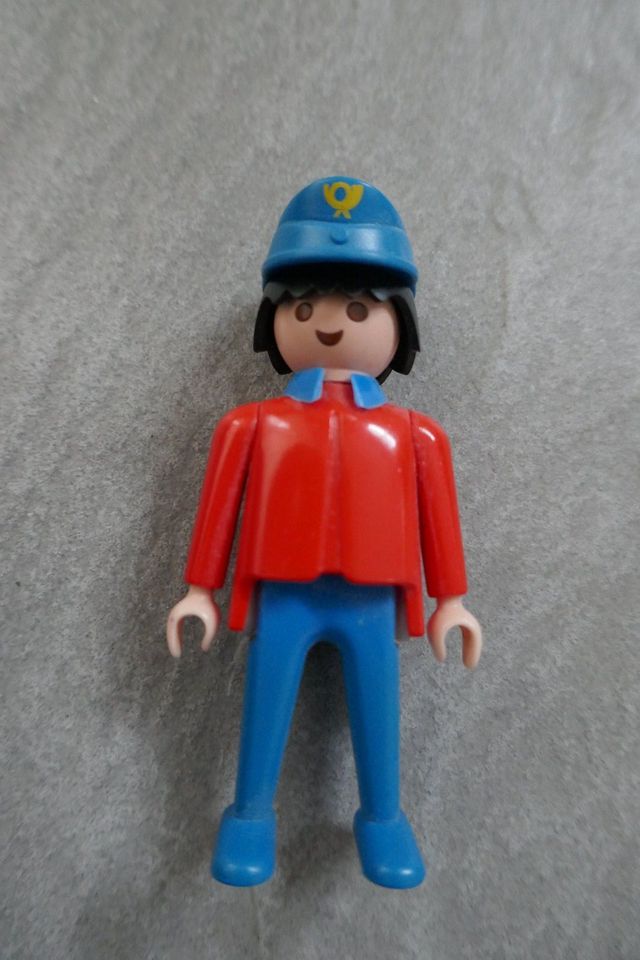 Playmobil Figuren 2,50 €  Postbote Handwerker in Solingen