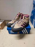 Neue Adidas Damen Sneaker Schuhe Beige Gr 37 Baden-Württemberg - Ihringen Vorschau