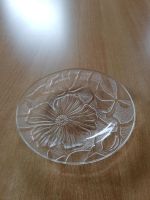 36 Teller/ Geschirr aus Glas mit Blumen Hohe Börde - Irxleben Vorschau