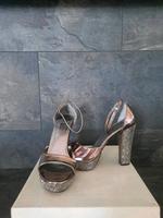 Plateau High Heels mit Straßsteinen Gr. 38 Hessen - Kaufungen Vorschau