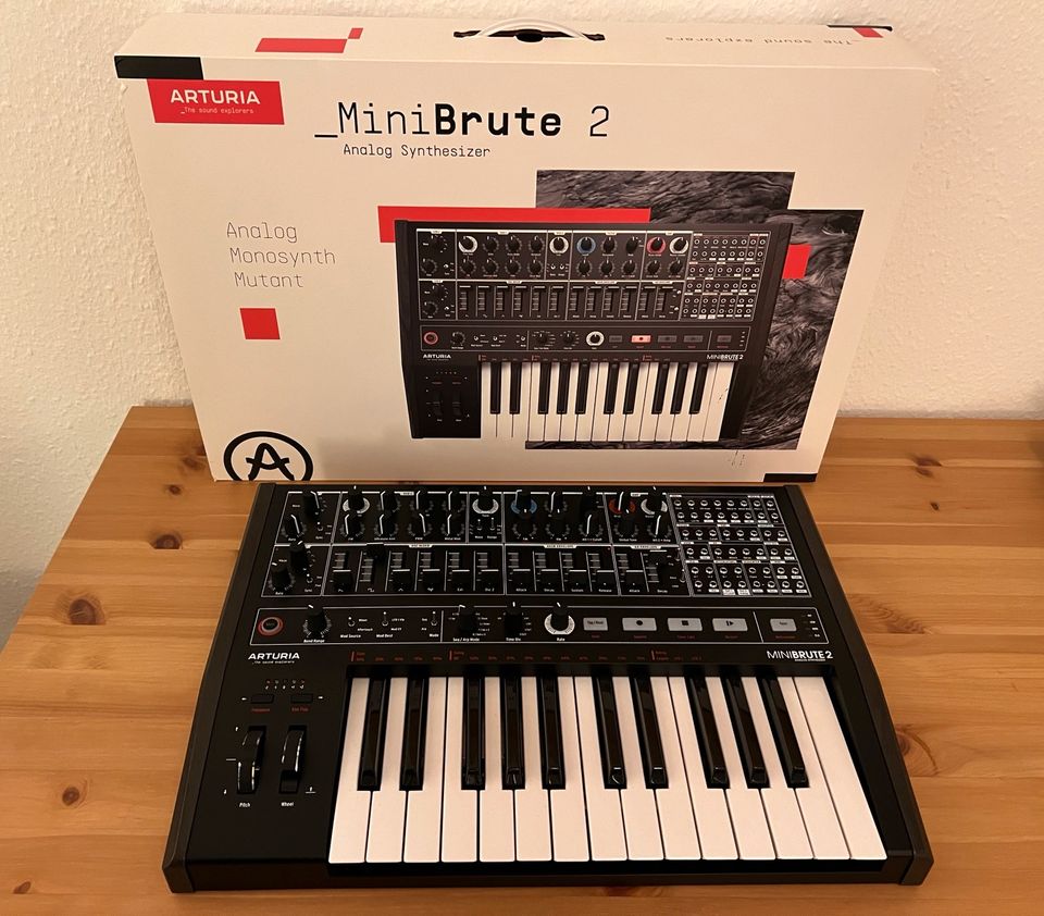 Arturia Minibrute 2 Noir Analog Synthesizer 6 Wo alt in Düsseldorf -  Gerresheim | eBay Kleinanzeigen ist jetzt Kleinanzeigen