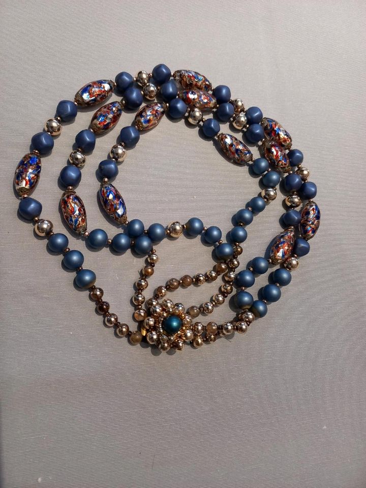 Halskette blau in Hannover