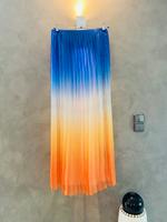 PLISSEEKLEID COCKTAILKLEID/SOMMERKLEID APART NEU Große 38 Sachsen - Markkleeberg Vorschau