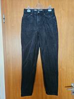 Tolle Jeans Jeanshose Hose schwarz von Bershka Gr. 34 Baden-Württemberg - Metzingen Vorschau