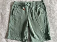 Neuwertige Sweatshorts S.Oliver Gr. 152 Rheinland-Pfalz - Kuhardt Vorschau