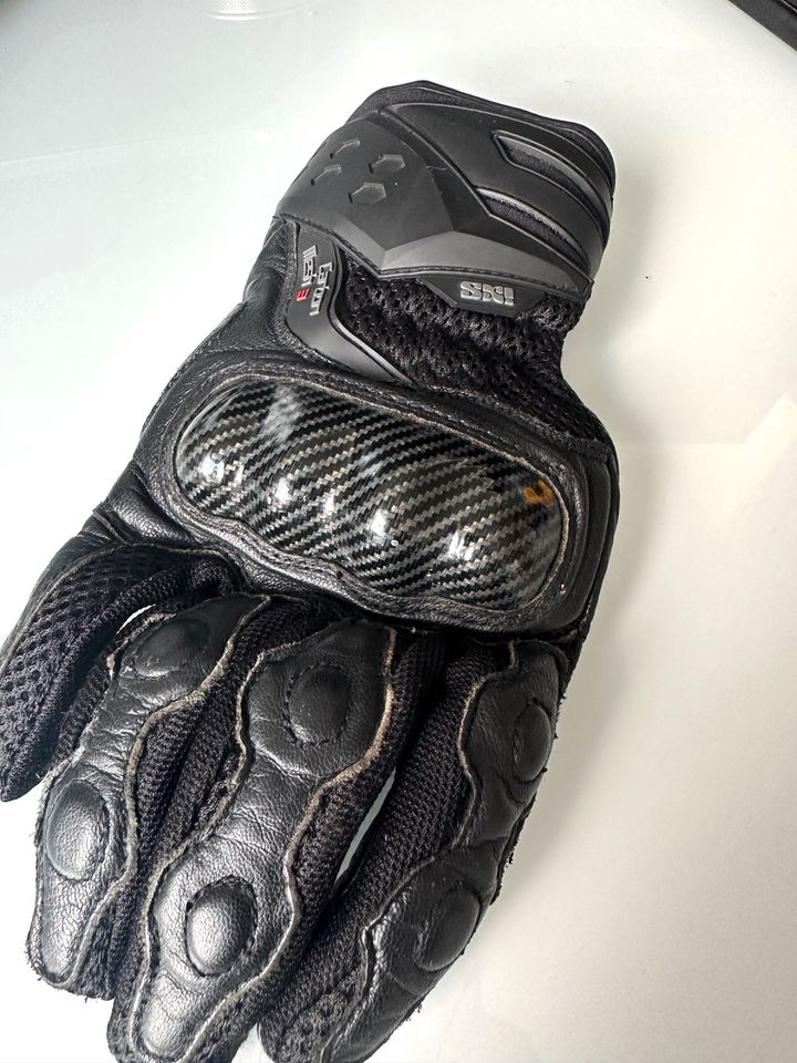 IXS Carbon Mesh III Handschuhe Größe M/9 in München