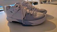 Schuhe 44 Sneaker weiß Jordan Sportschuhe kaum getragen Bremen - Oberneuland Vorschau