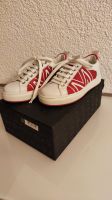 MCM Double M Sneakers weiß rot Gr. 35  schuhe Baden-Württemberg - Leinfelden-Echterdingen Vorschau