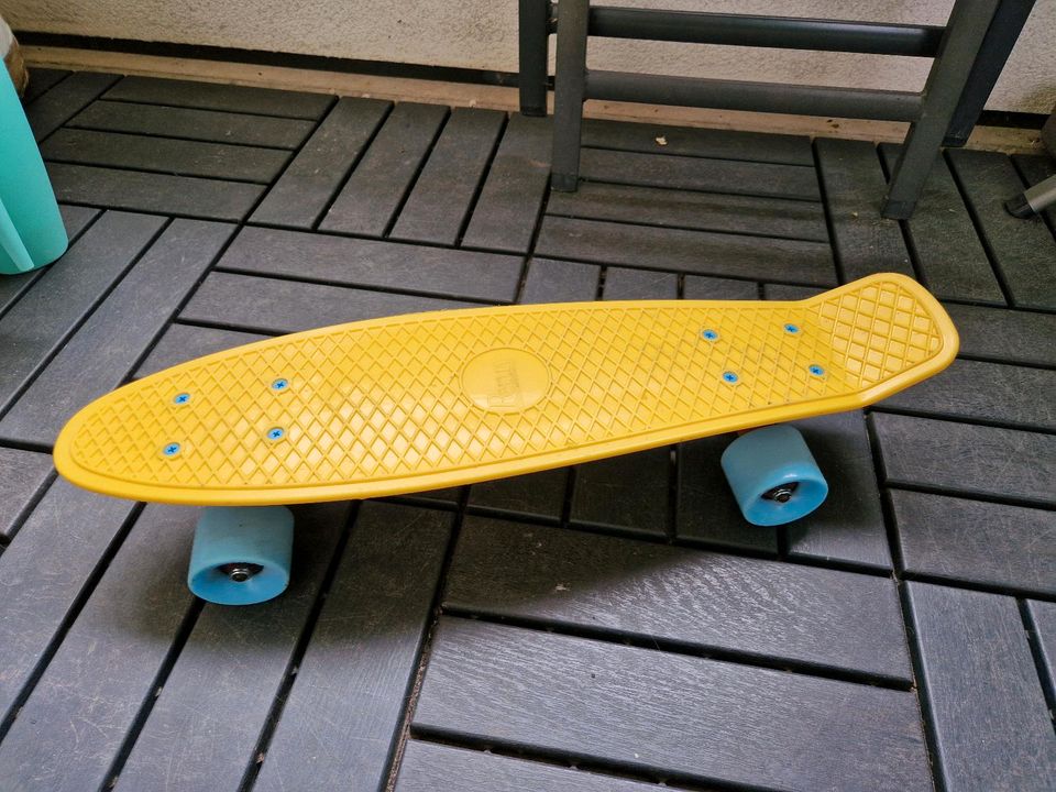 Original Penny Skateboard 22 Zoll mit Bones Redz Kugellagern in Hamburg