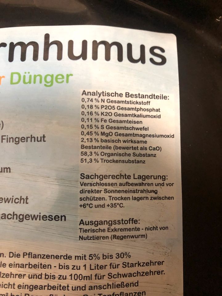 Organischer Dünger Wurmhumus für Zimmerpflanzen in Berlin