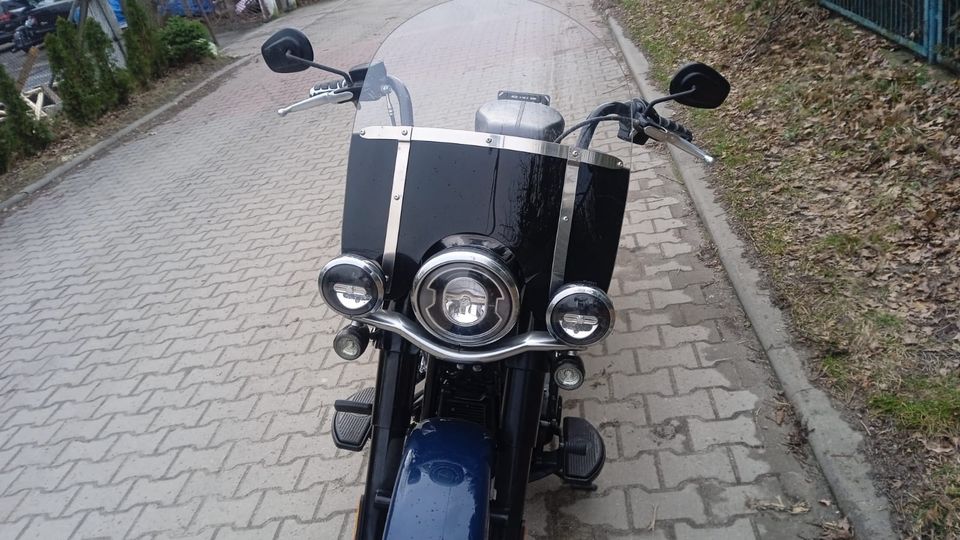 Harley Davidson Heritage Softail Slim Deluxe in Reutlingen