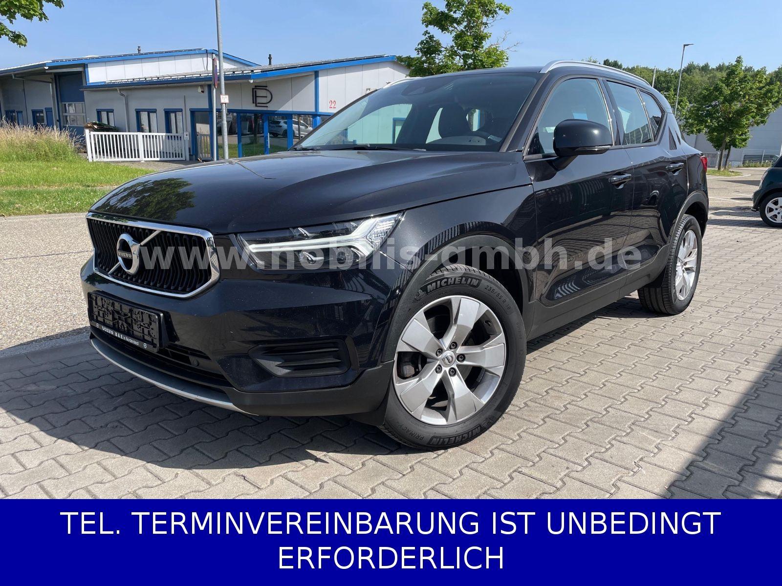 Abbildung des Autos Volvo XC40 Momentum AWD …