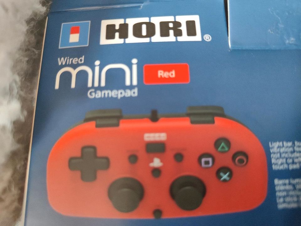 Hori wired Gamepad red in Wismar