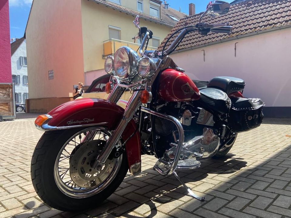 Harley HERITAGE SOFTAIL CLASSIC EVO in Maintal