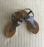 Sandalen / Zehentrenner mit Strass in jeansblau, Größe 38 - NEU Bayern - Schöllkrippen Vorschau