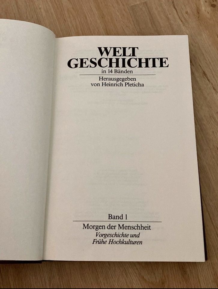 Bücher: Weltgeschichte in 14 Bänden, komplett, guter Zustand in Burladingen