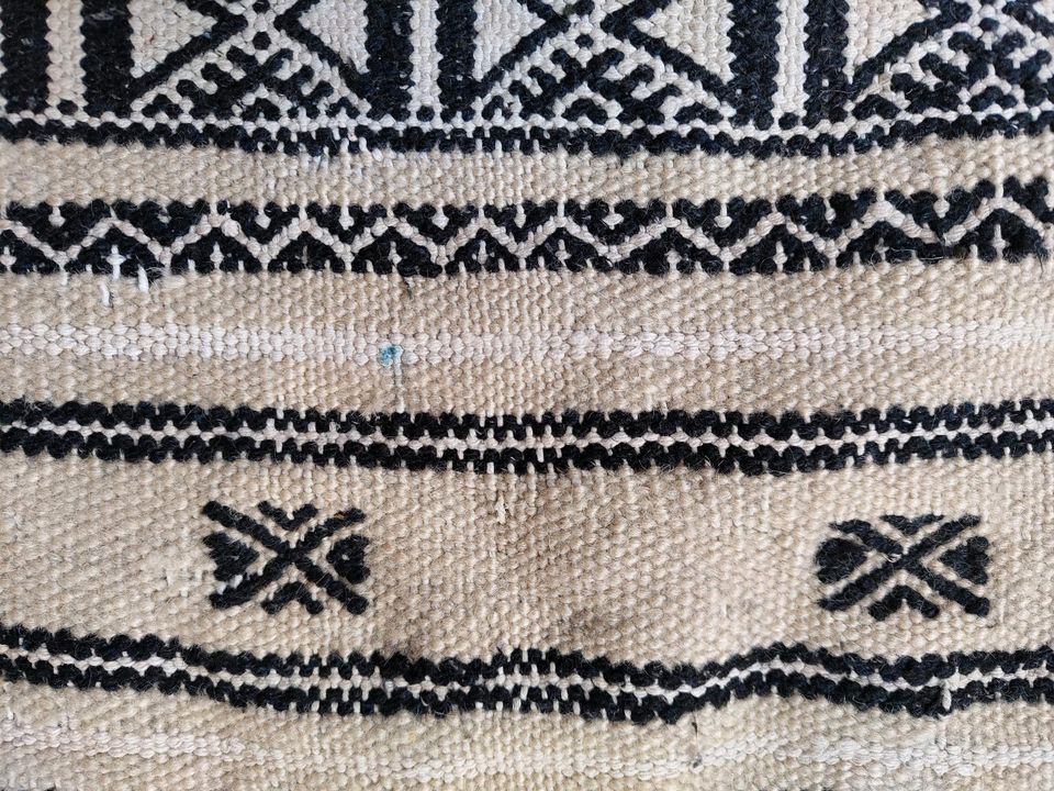 Kelim handgewebt Wollteppich Wolle Teppich Bettvorleger Muster in Rostock