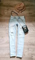 Bershka Jeans Gr.S L32 Dresden - Neustadt Vorschau