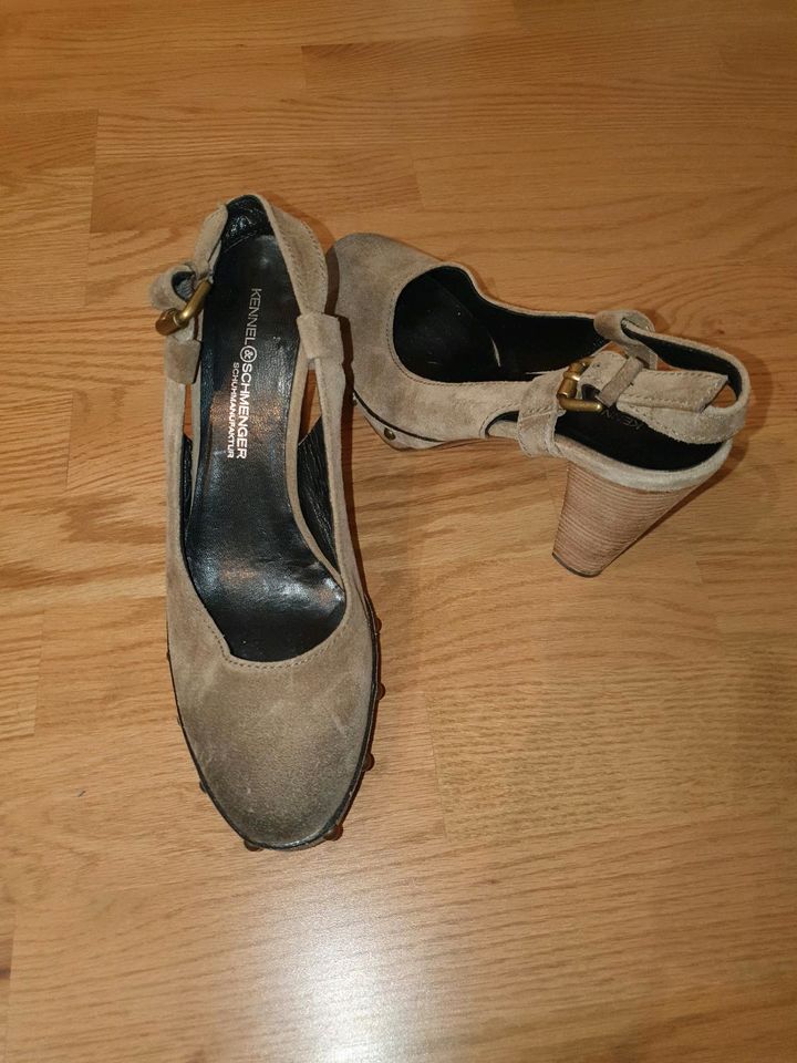 Kennel & Schmenger hohe Absatz Sandalette Nieten 6 38,5 in Gröbenzell