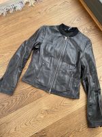 Jacke Leder Different Sylt xs s schwarz Nordrhein-Westfalen - Wülfrath Vorschau